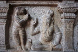 Reliefs on pillars 11, Srirangam